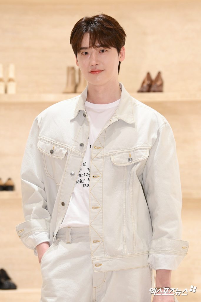 Lee-Jong-suk