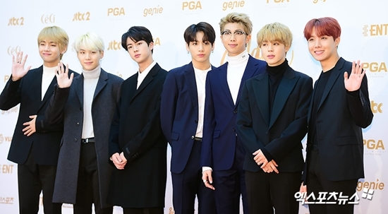 BTS、7人全員BIGHIT MUSICと再契約サイン完了
